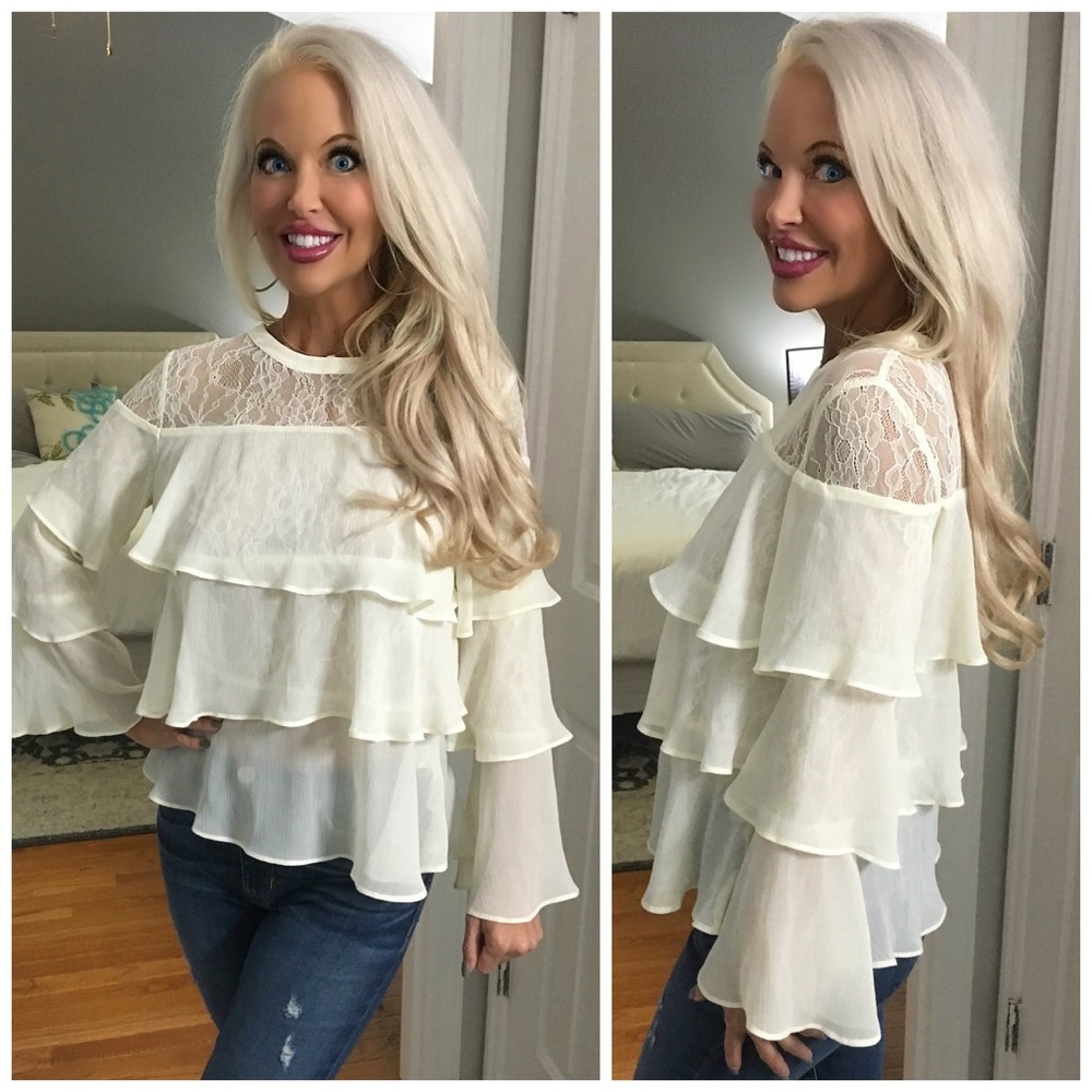 ❤️LAST 1! Vintage Cream Layered Ruffle Blouse! - Picture 2 of 3